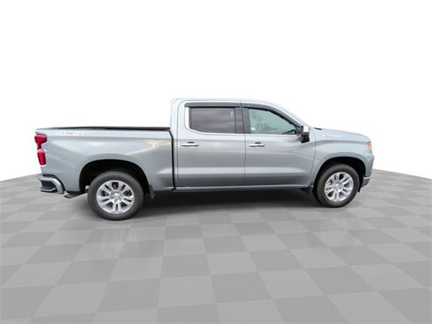 Used 2024 Chevrolet Silverado 1500 LTZ image 9