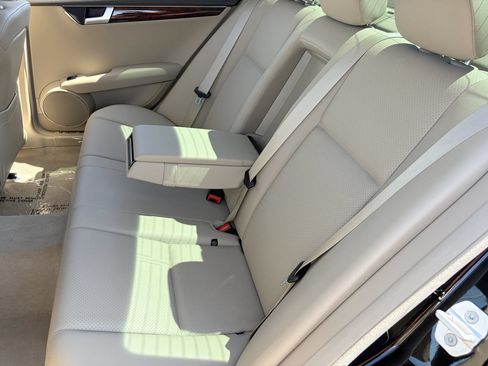 Used 2012 Mercedes-Benz C 250 Sedan image 17