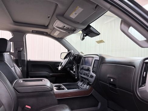 Used 2017 GMC Sierra 1500 SLT AWD/4WD image 32