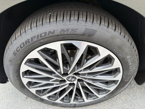 New 2026 Hyundai Palisade Calligraphy FWD image 11