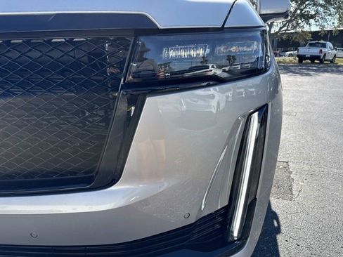 Certified 2024 Cadillac Escalade ESV Sport w/ LPO, ONYX Package AWD/4WD image 11