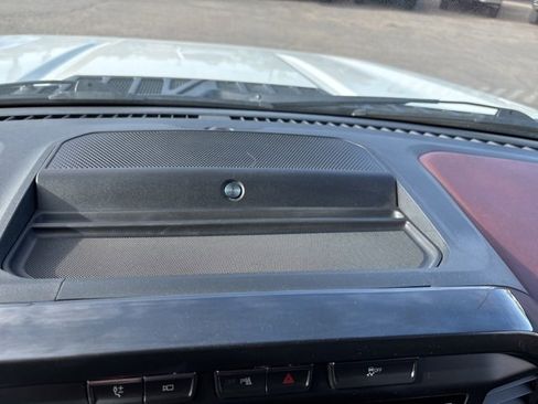 Certified 2022 Ford F150 Lariat w/ Equipment Group 502A High image 30