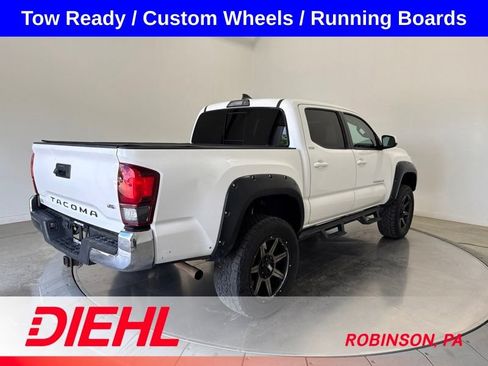 Used 2019 Toyota Tacoma SR5 RWD image 7