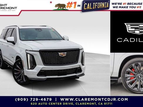 Used 2025 Cadillac Escalade V AWD/4WD image 1