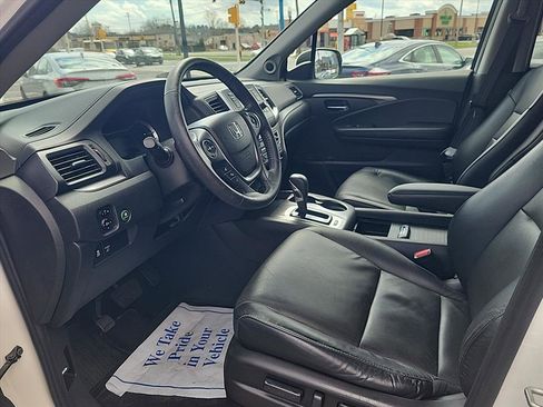 Used 2019 Honda Ridgeline RTL image 17
