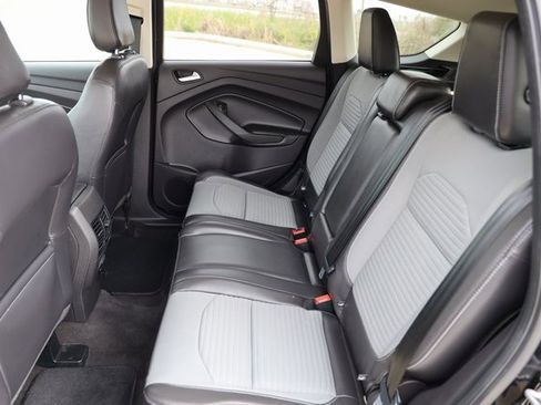 Used 2018 Ford Escape SE w/ SE Sport Appearance Package image 12