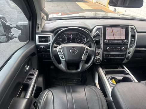Used 2021 Nissan Titan SV w/ SV Convenience Package AWD/4WD image 2