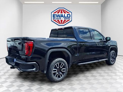 New 2026 GMC Sierra 1500 AT4 w/ AT4 Premium Package AWD/4WD image 7