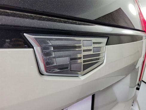 Certified 2024 Cadillac Escalade ESV Sport Platinum w/ LPO, ONYX Package image 6