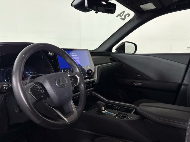 Used 2024 Lexus TX 350 FWD w/ Technology Package image 4