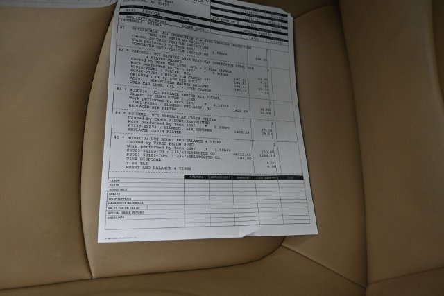 Used 2022 Toyota RAV4 XLE Premium FWD image 4