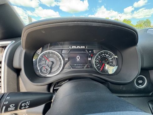 Used 2023 RAM 1500 Big Horn AWD/4WD image 24