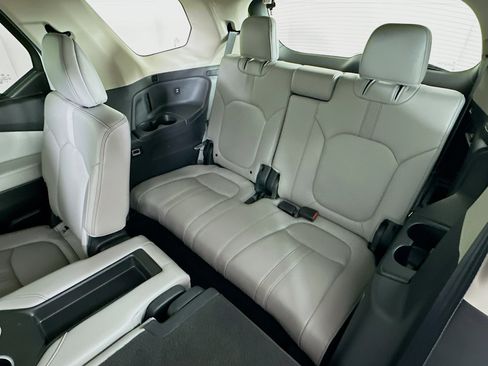 Used 2024 Honda Pilot EX-L image 28