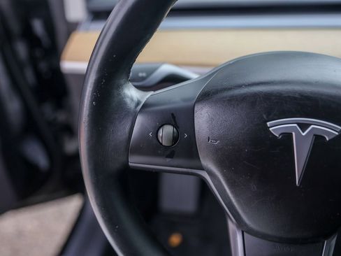 Used 2018 Tesla Model 3 Long Range image 12