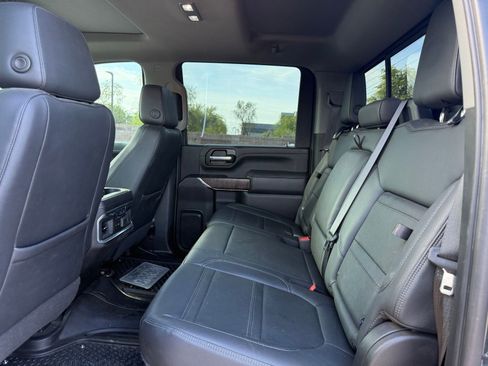 Used 2021 GMC Sierra 2500 Denali w/ Denali Ultimate Package image 11
