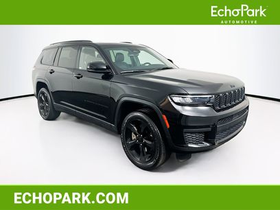 Used 2023 Jeep Grand Cherokee L Laredo