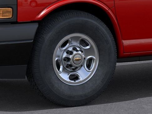 New 2026 Chevrolet Express 2500 image 9
