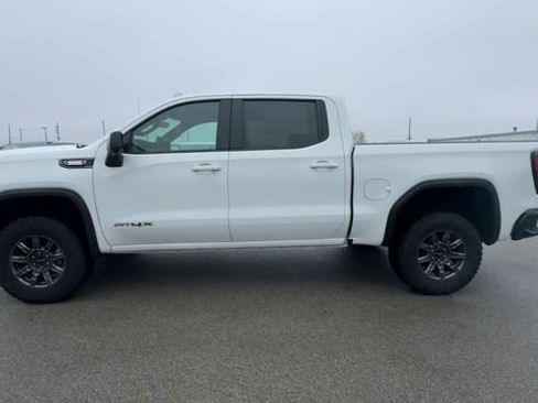 New 2026 GMC Sierra 1500 AT4X image 5