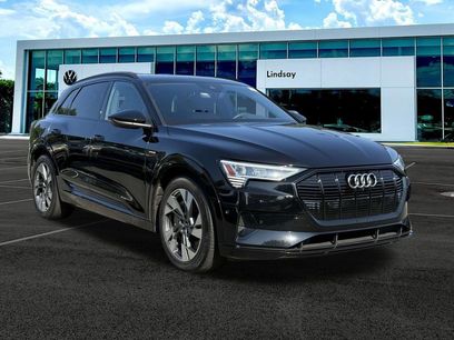 Used 2022 Audi e-tron Premium w/ Convenience Plus Package
