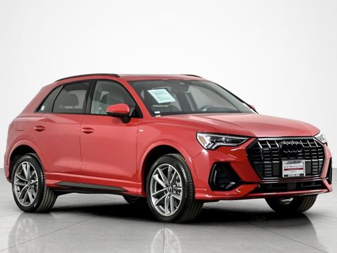 Used 2025 Audi Q3 2.0T Premium w/ Convenience Package AWD/4WD image 7