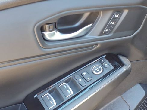 Used 2025 Honda Accord Touring image 15