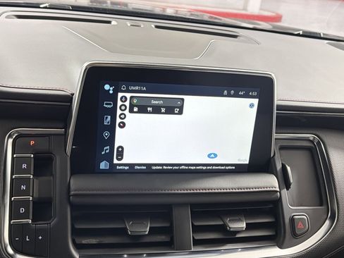 Used 2023 Chevrolet Suburban RST w/ Luxury Package image 20