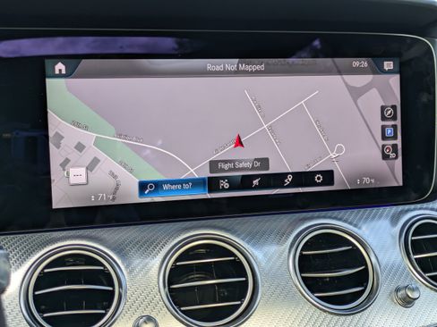 Used 2021 Mercedes-Benz E 63 AMG S image 26