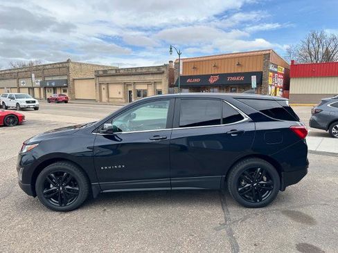 Used 2021 Chevrolet Equinox LT image 8