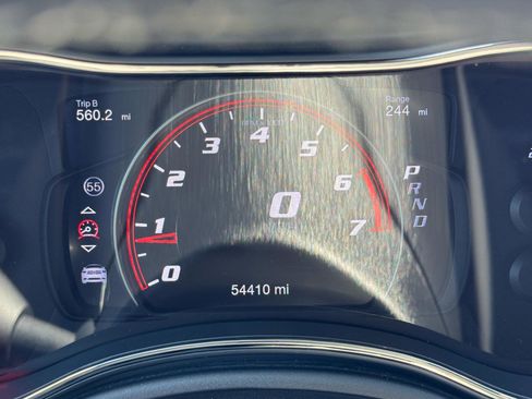 Used 2018 Dodge Durango SRT w/ Technology Group AWD/4WD image 10