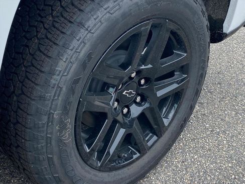 New 2026 Chevrolet Silverado 1500 Custom w/ Turbomax Blackout Package image 24