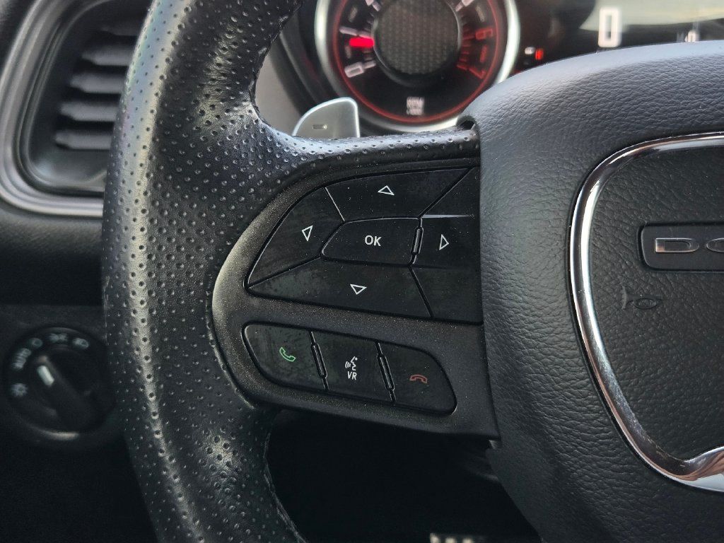 Used 2023 Dodge Challenger R/T RWD image 21