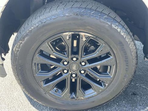 Used 2024 Ford F150 Lariat w/ Equipment Group 502A High AWD/4WD image 8
