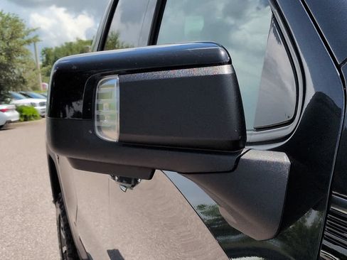Used 2020 GMC Sierra 1500 AT4 w/ AT4 Premium Package AWD/4WD image 12