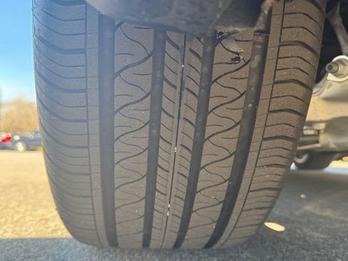 Used 2024 Ford Mustang Coupe image 23