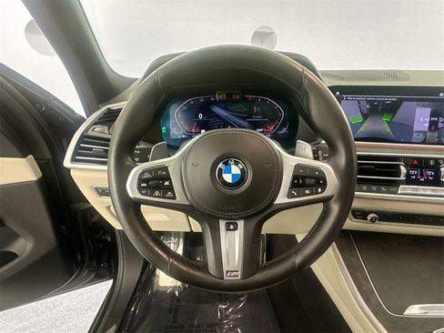 Used 2020 BMW X5 xDrive40i w/ M Sport Package image 11
