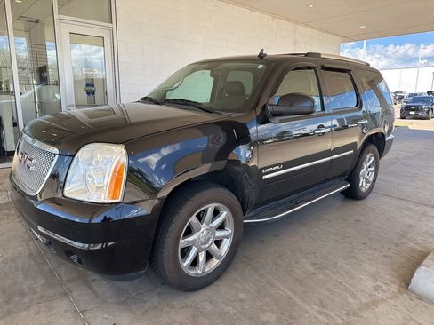 Used 2012 GMC Yukon Denali image 4