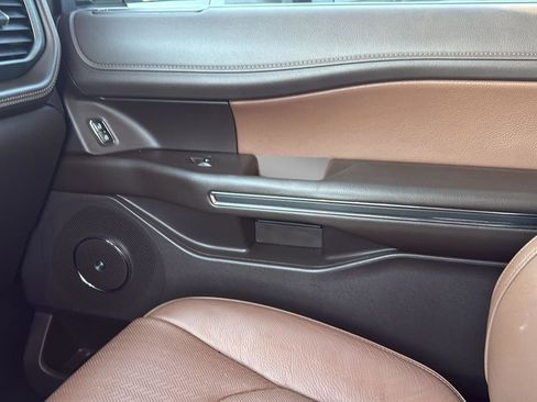 Certified 2024 Ford Expedition King Ranch image 24