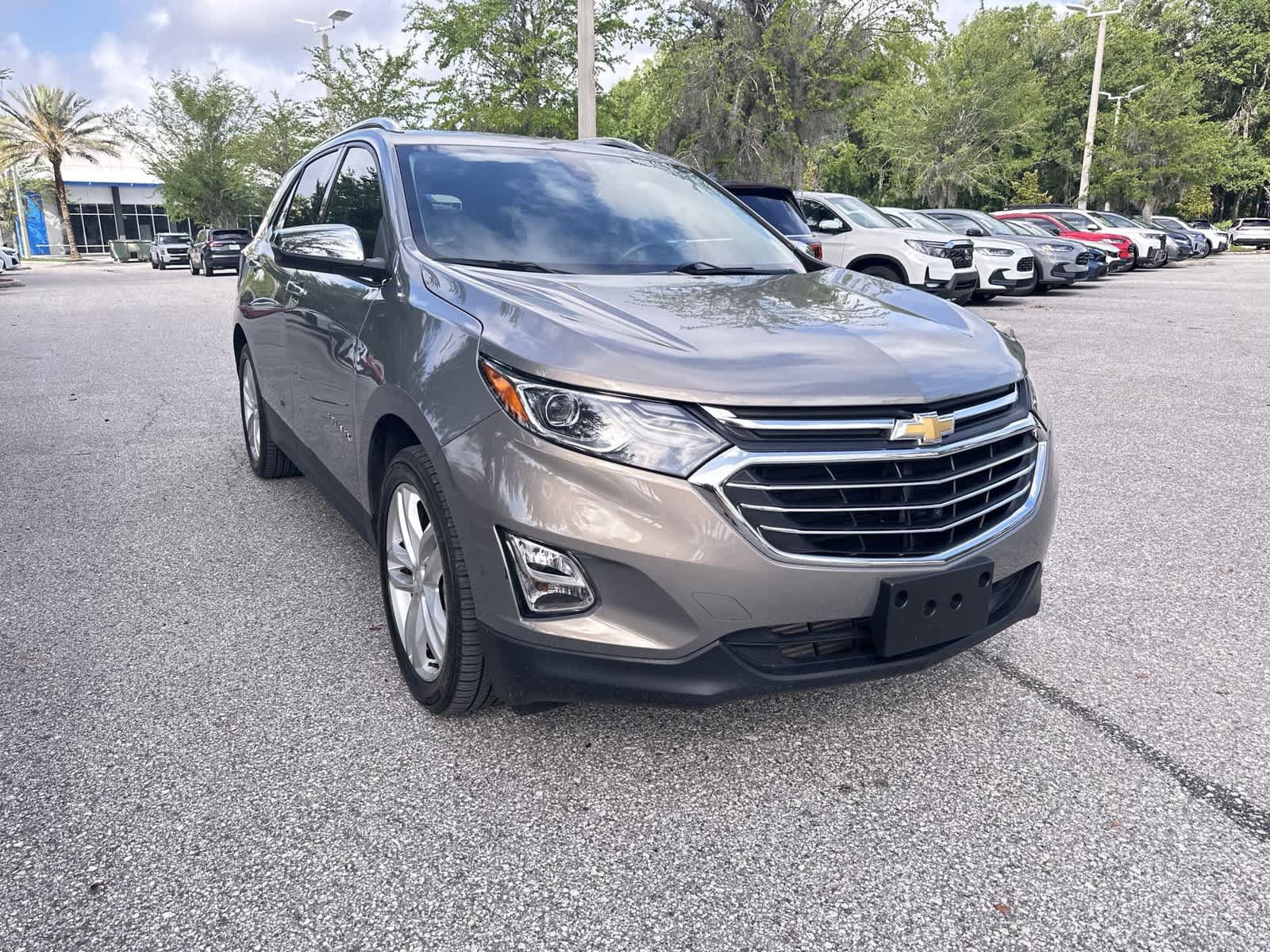 Used 2018 Chevrolet Equinox Premier FWD image 8