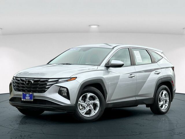 Used 2024 Hyundai Tucson SE FWD image 2