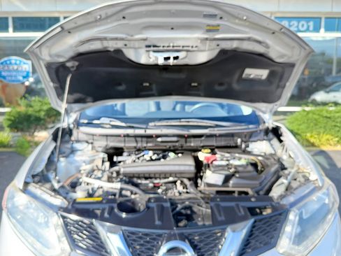 Used 2015 Nissan Rogue S AWD/4WD image 34