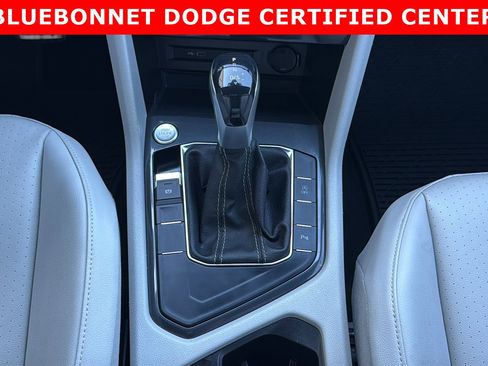 Used 2022 Volkswagen Tiguan SE R-Line image 21