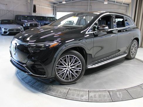 Used 2023 Mercedes-Benz EQS 450+ 4MATIC SUV image 4