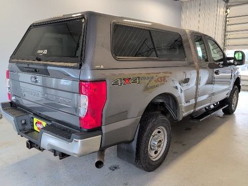 Used 2021 Ford F250 XL w/ XL Value Package AWD/4WD image 4