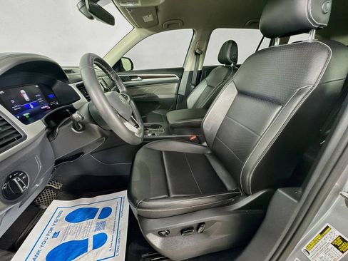 Used 2022 Volkswagen Atlas SE FWD image 25