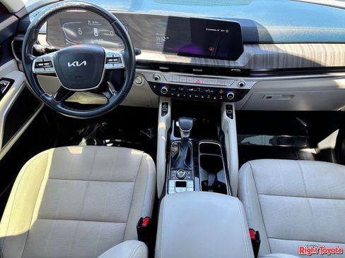 Used 2024 Kia Telluride EX w/ EX Captain's Chair Package AWD/4WD image 14