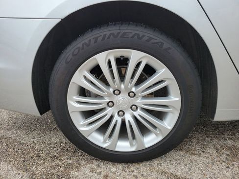 Used 2019 Buick LaCrosse Premium w/ Driver Confidence Package II image 5