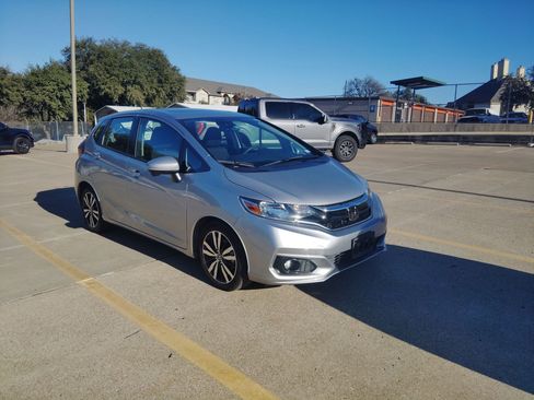 Used 2019 Honda Fit EX image 4