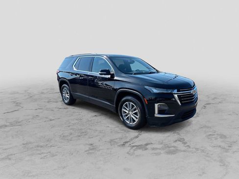 Used 2022 Chevrolet Traverse LT AWD/4WD image 2