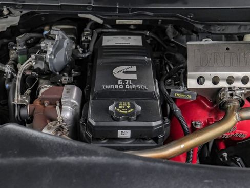Used 2021 RAM 2500 Limited AWD/4WD image 60