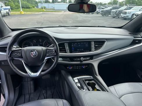 Used 2024 Buick Enclave Essence w/ Experience Buick Package AWD/4WD image 15